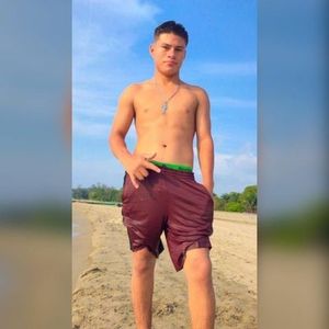 Meet your Posher, Marcos